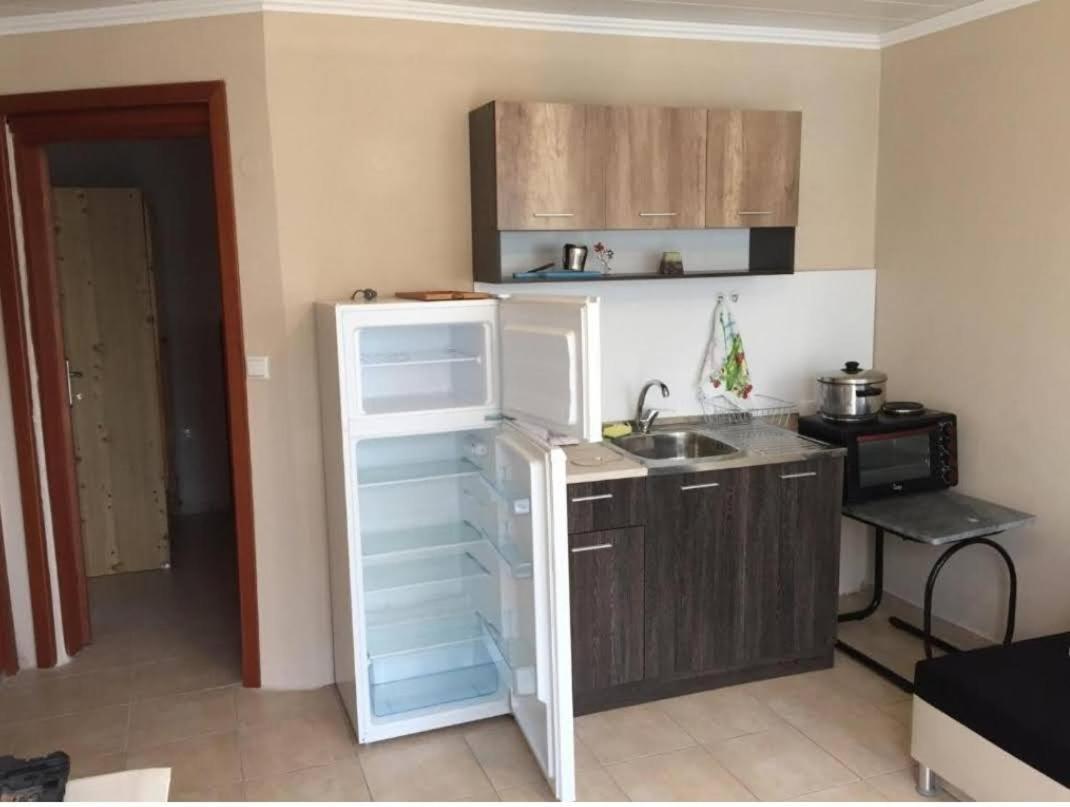 Holiday home And Sea 2 *
